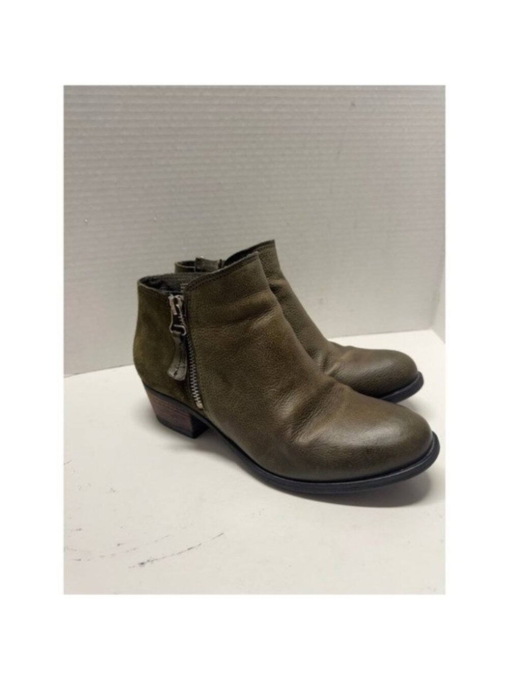 Miz Mooz Olive Green Leather Suede Ankle Boots Size 37 6.5 Dual Zip Stacked Heel